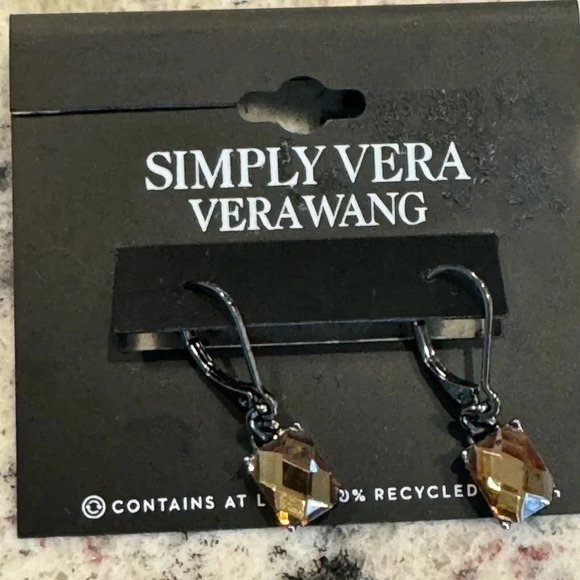 SIMPLY VERA VERA WANG NWT 2 PAIRS OF EARRINGS - Picture 3 of 4